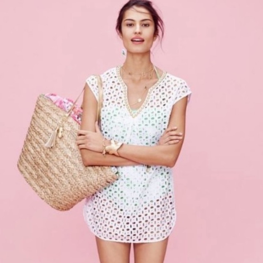Lilly Pulitzer for Target eyelet swim cover up Medium